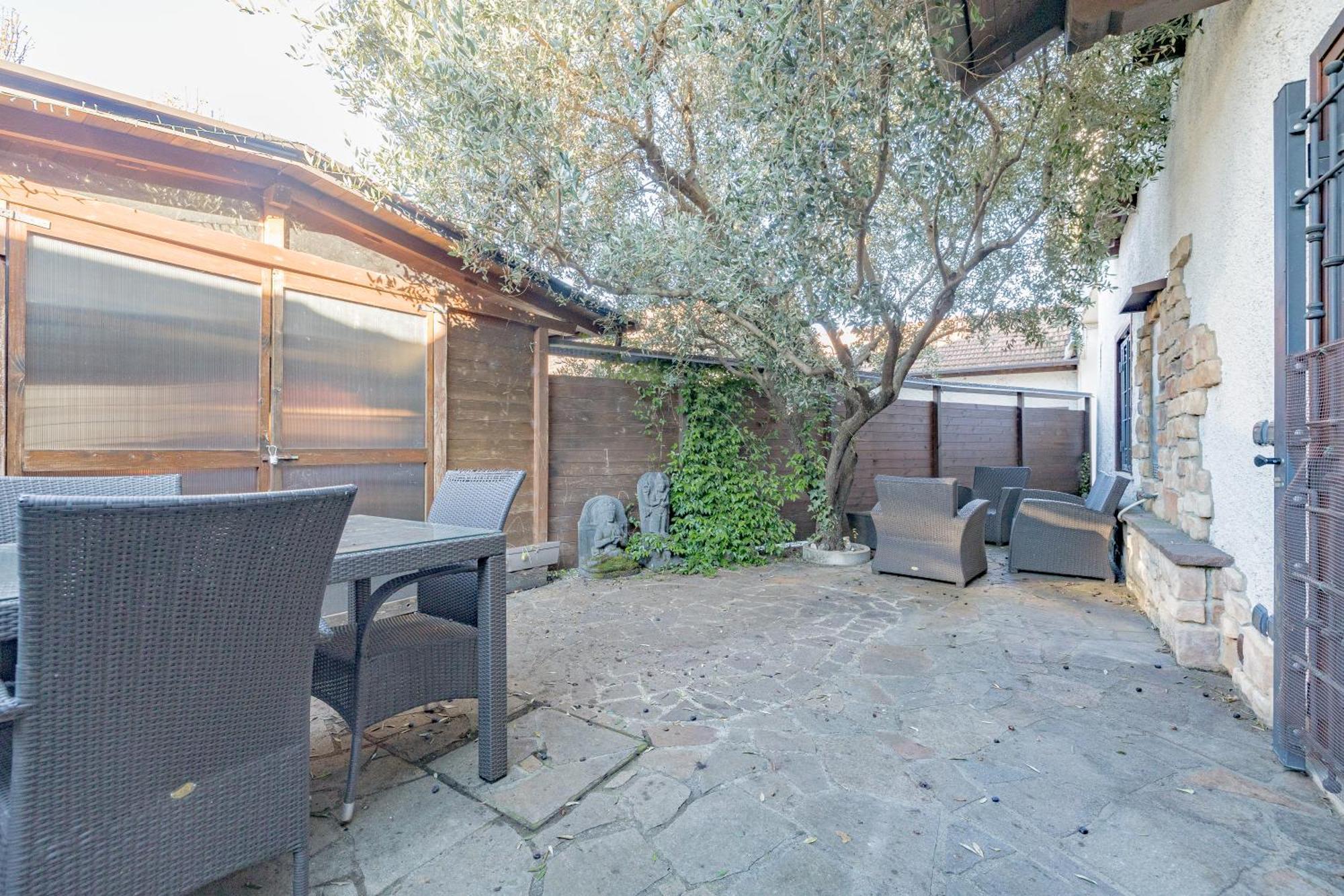 הוילה Ferno Malpensa Jacuzzi House מראה חיצוני תמונה
